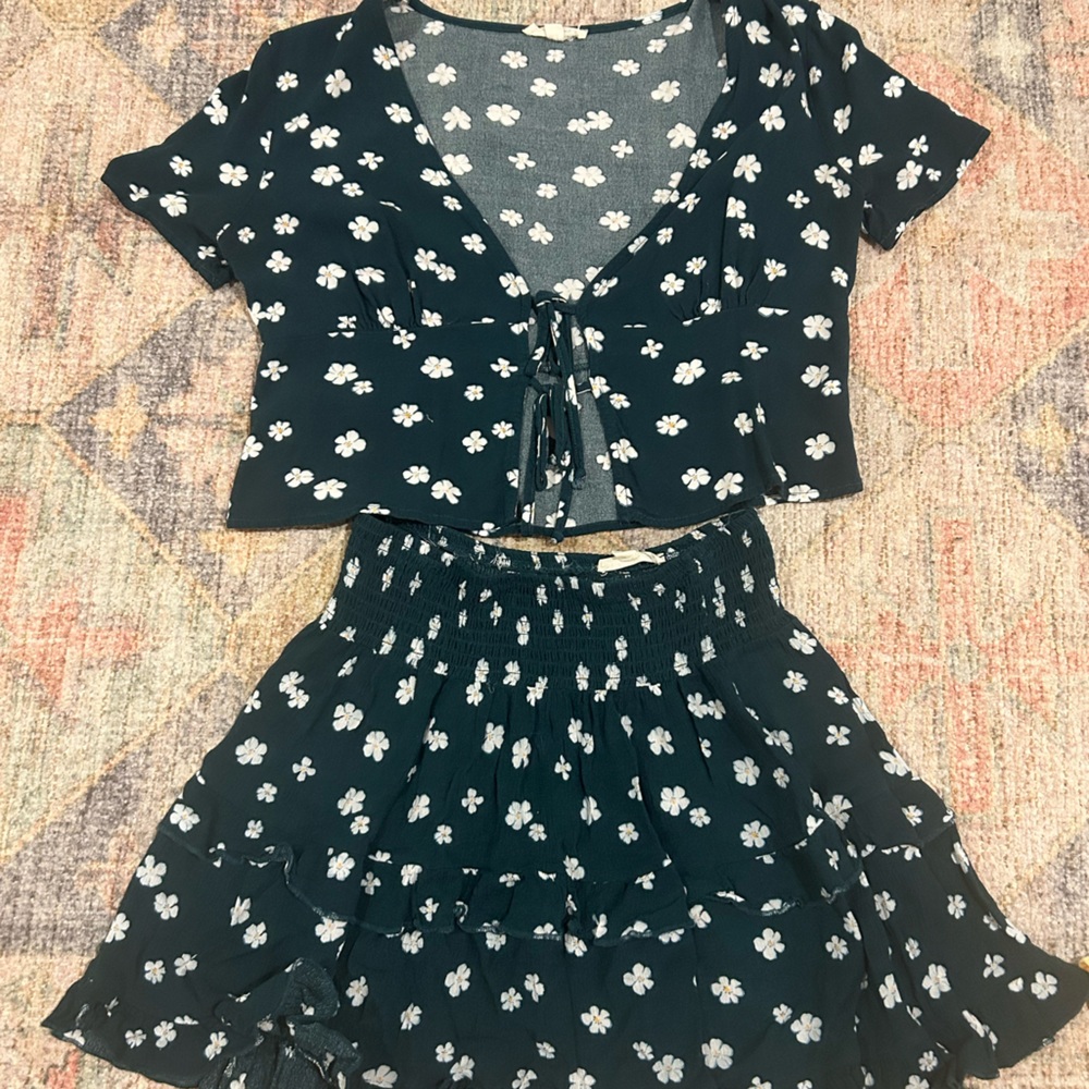 PACSUN MATCHING SET SKIRT AND BLOUSE